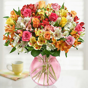 ٍSpring Roses in a Pink Vase