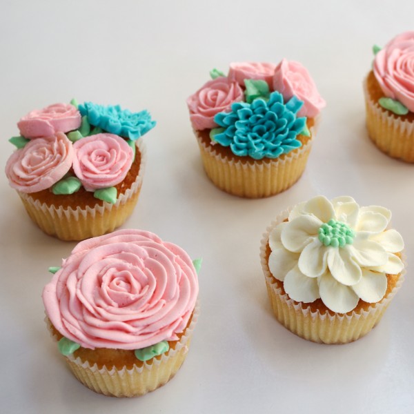 Flower Design Cupcakes