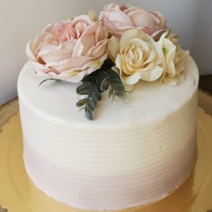 Artificial Flowers Cake
